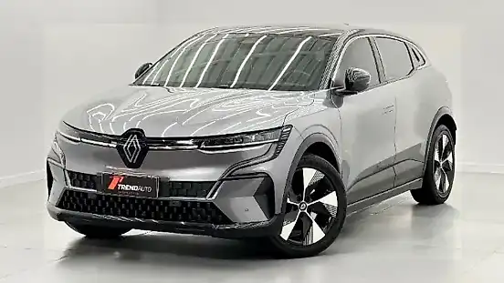 Foto de um renault megane e-tech electric