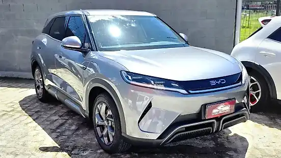 Foto de um byd yuan pro