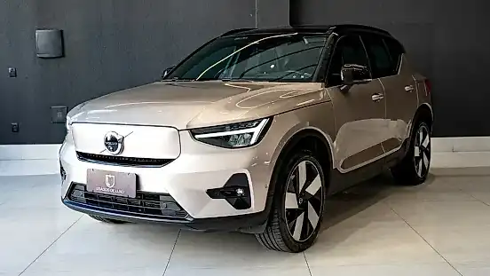 Foto de um volvo ex40