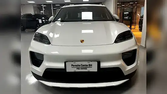 Foto de um porsche macan