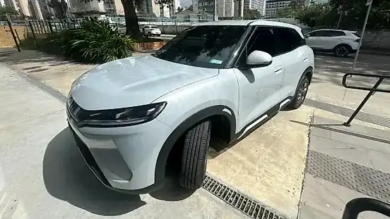 Foto de um byd yuan pro