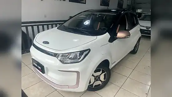 Foto de um jac e-js1