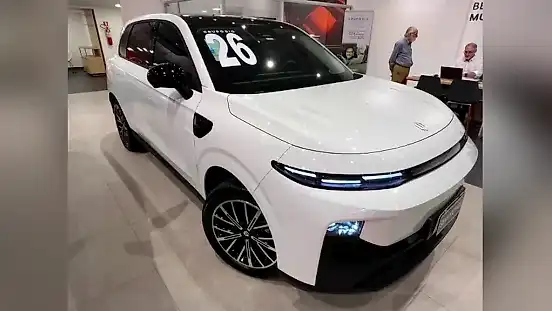 Foto de um leapmotor b10