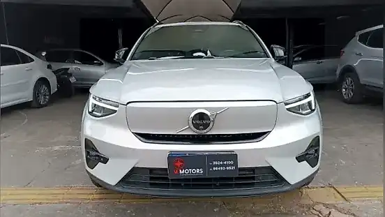 Foto de um volvo ex40