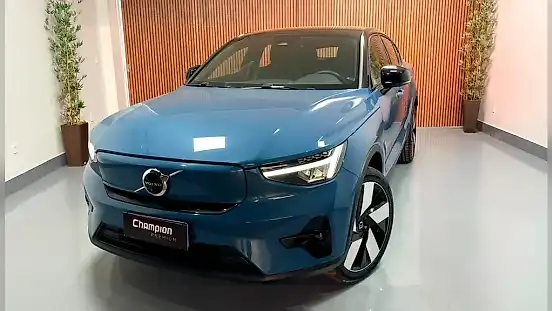 Foto de um volvo ex40