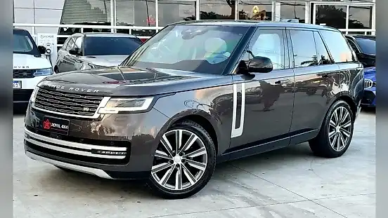 Foto de um land rover range rover sport plug-in hybrid