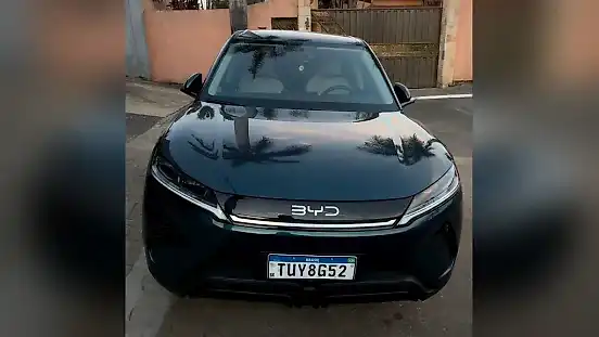 Foto de um byd yuan pro