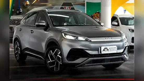 Foto de um byd yuan plus