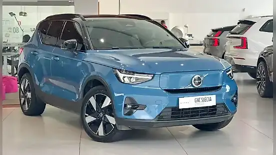 Foto de um volvo xc40 recharge