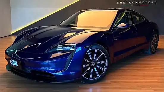 Foto de um porsche taycan