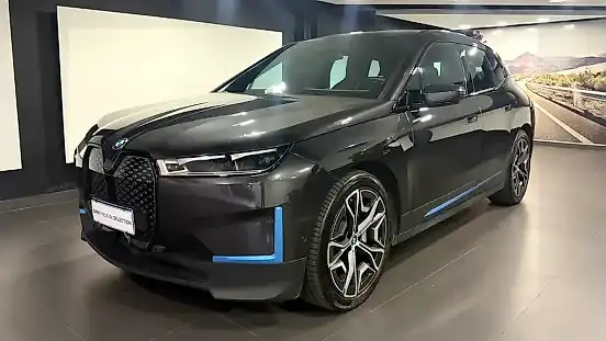 Foto de um bmw ix