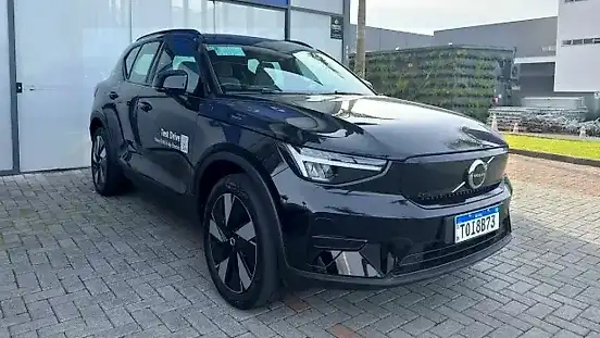 Foto de um volvo ex40