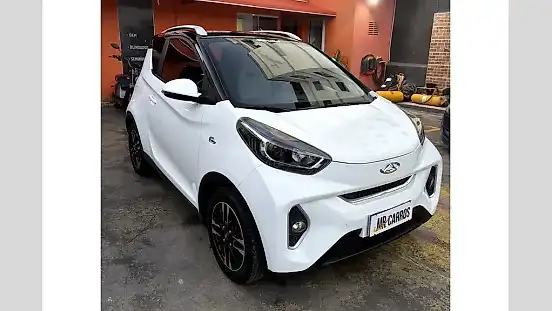 Foto de um chery eq1