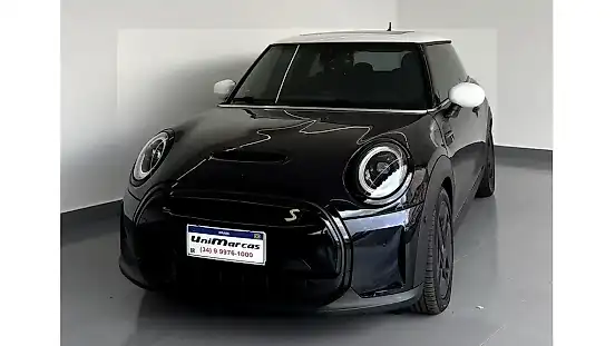 Foto de um mini cooper se