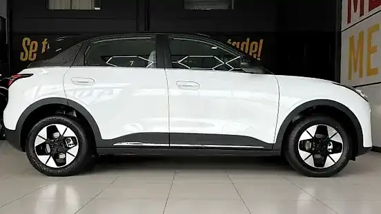 Foto de um geely ex2