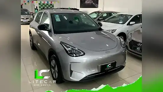 Foto de um geely ex2