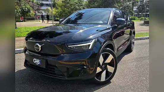 Foto de um volvo c40 recharge