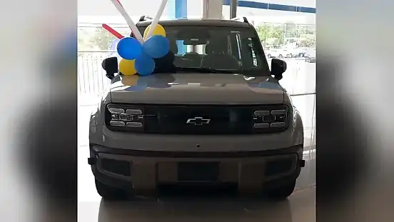 Foto de um chevrolet spark euv