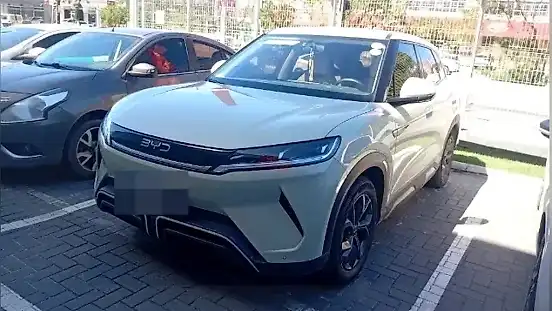 Foto de um byd yuan pro
