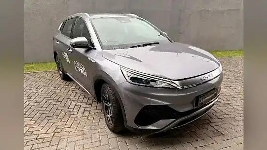 Foto de um byd yuan plus