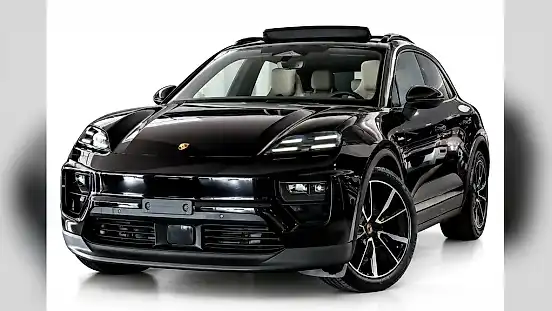 Foto de um porsche macan electric
