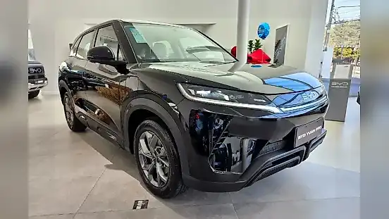 Foto de um byd yuan pro