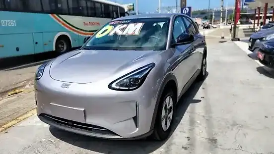 Foto de um geely ex2
