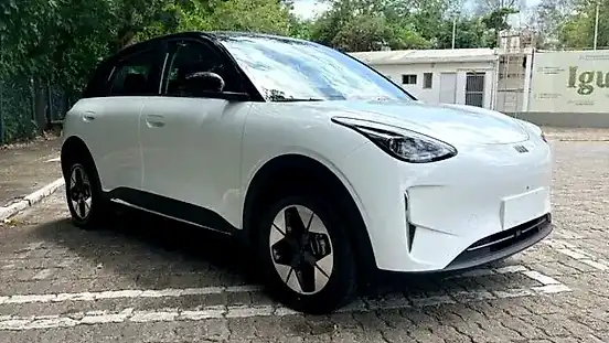 Foto de um geely ex2