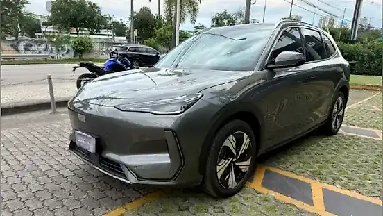 Foto de um geely ex5