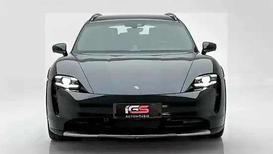 Foto de um porsche taycan