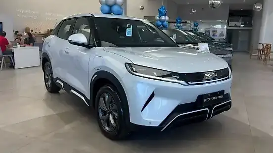 Foto de um byd yuan pro
