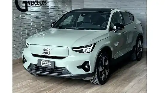 Foto de um volvo c40 recharge