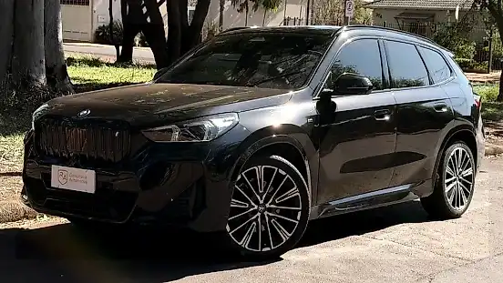 Foto de um bmw ix1