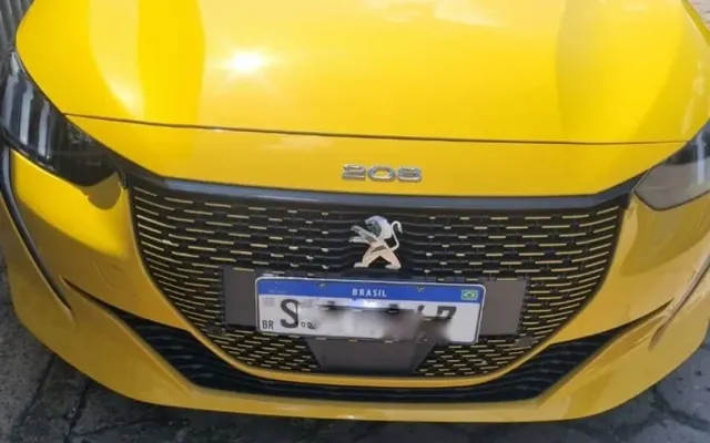 peugeot e-208 gt