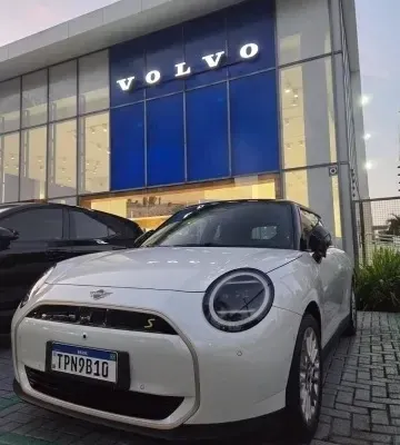 mini cooper elétrico cooper se