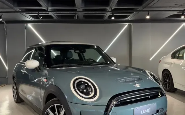 mini cooper elétrico cooper se