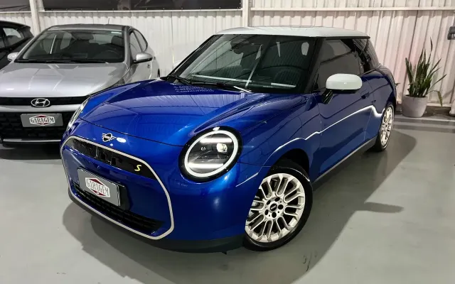 mini cooper elétrico cooper se