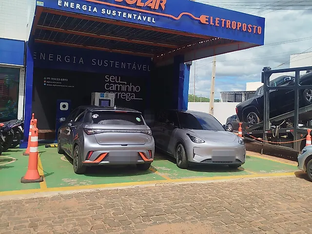 Foto da estação Alpha Solar