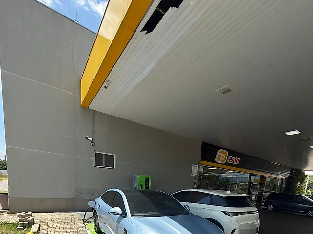 Foto da estação Charge Tic Curitiba