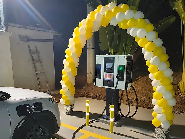 Foto da estação Eletroposto 4 irmãos Tupi WEG