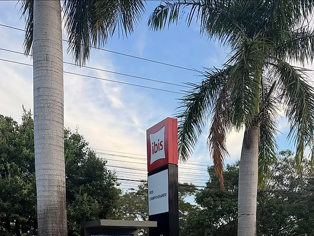 Foto da estação Ibis Hotel