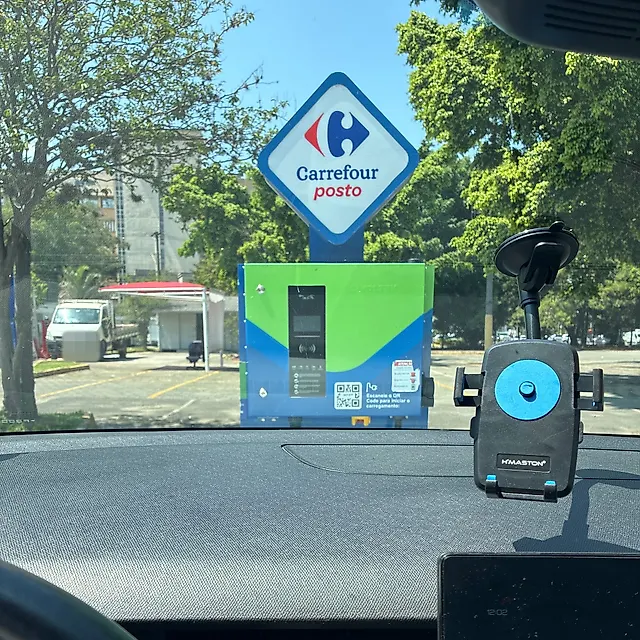 Estação Carrefour Hipermercado