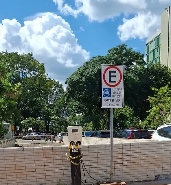 Estação Ministério Do Desenvolvimento Agrário