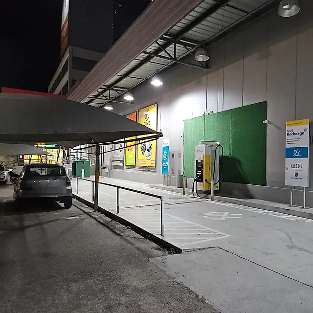 Estação Shell Recharge | Posto Japonês Sombrio - SC