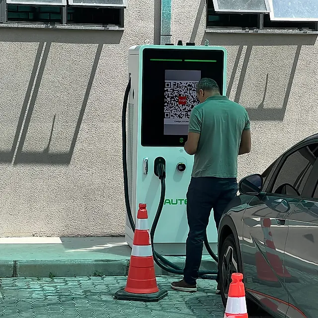 Estação Posto Petronas Galeão