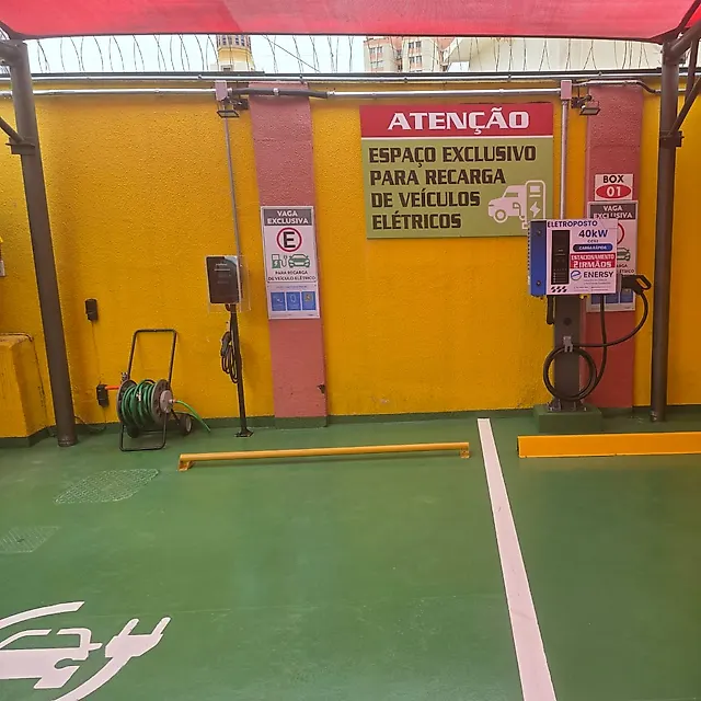 Estação Enersy | 2 x 7,4kW AC Estacionamento 2 Irmãos