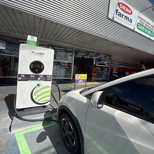 Estação Power Charge - Gran Farma