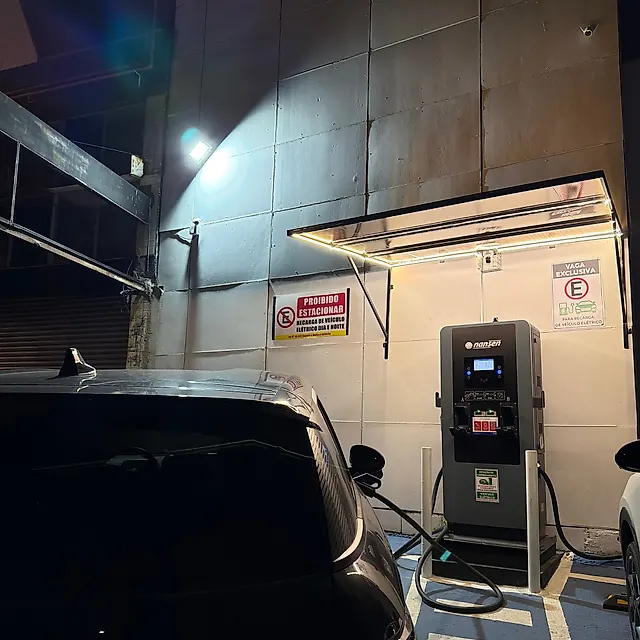 Estação AM Chargepoint