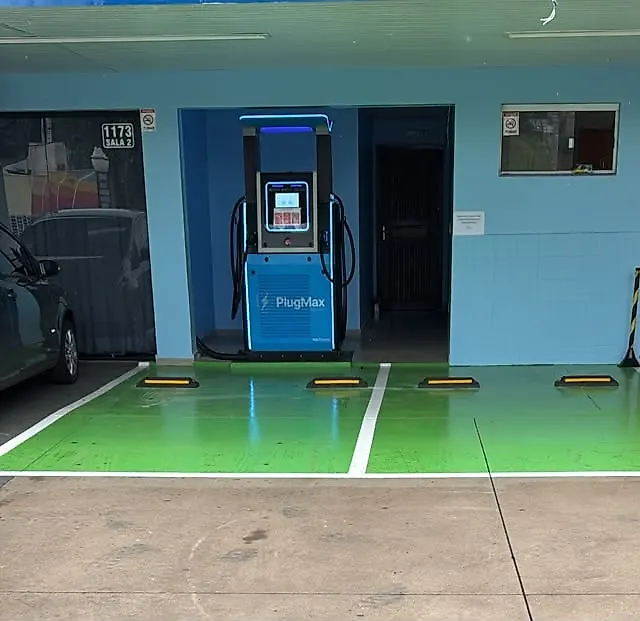 Estação PlugMax