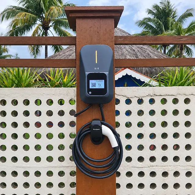 Estação PlugAki - Clube Náutico de Cabo Frio